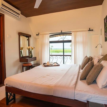 Xandari Riverscapes Alappuzha Exterior photo