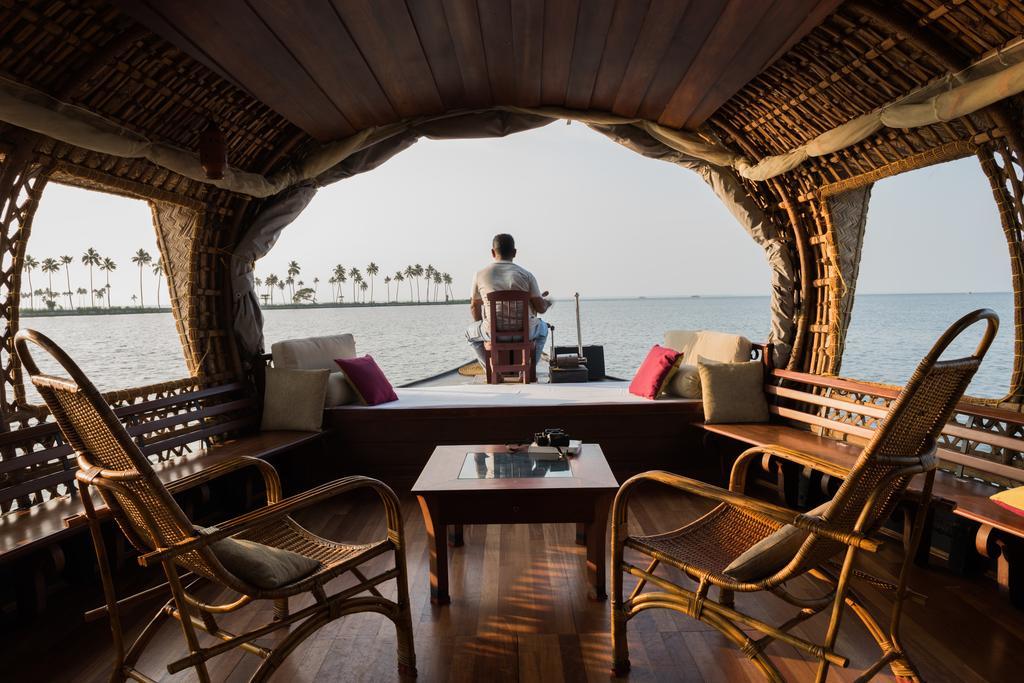 Xandari Riverscapes Alappuzha Exterior photo