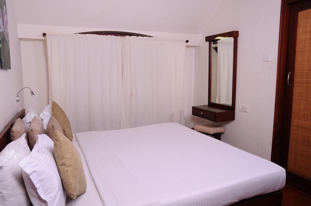 Xandari Riverscapes Alappuzha Room photo