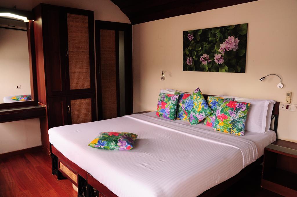 Xandari Riverscapes Alappuzha Room photo