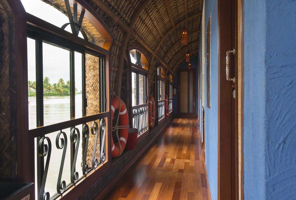 Xandari Riverscapes Alappuzha Exterior photo