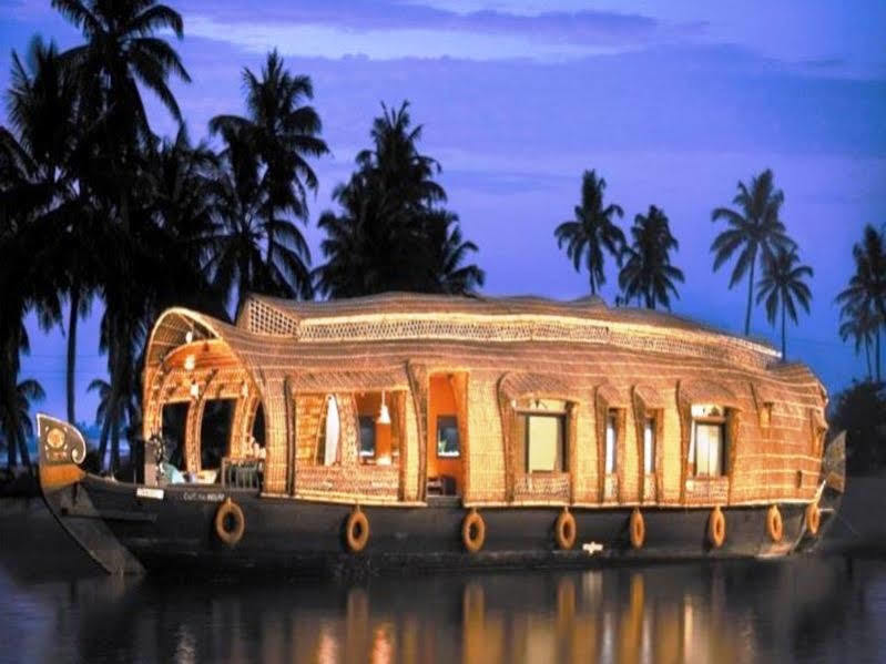 Xandari Riverscapes Alappuzha Exterior photo
